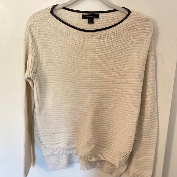 Cream sweater - Picture 1 of 1